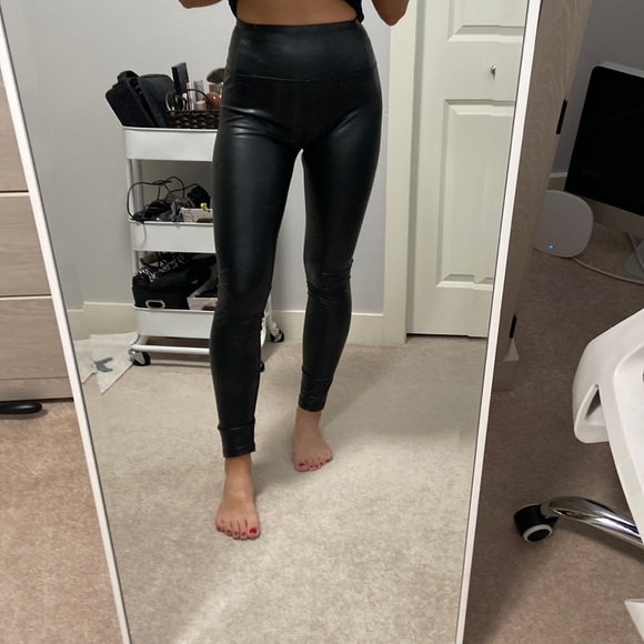 7 for All Mankind Faux Leather Leggings - Picture 1 of 5